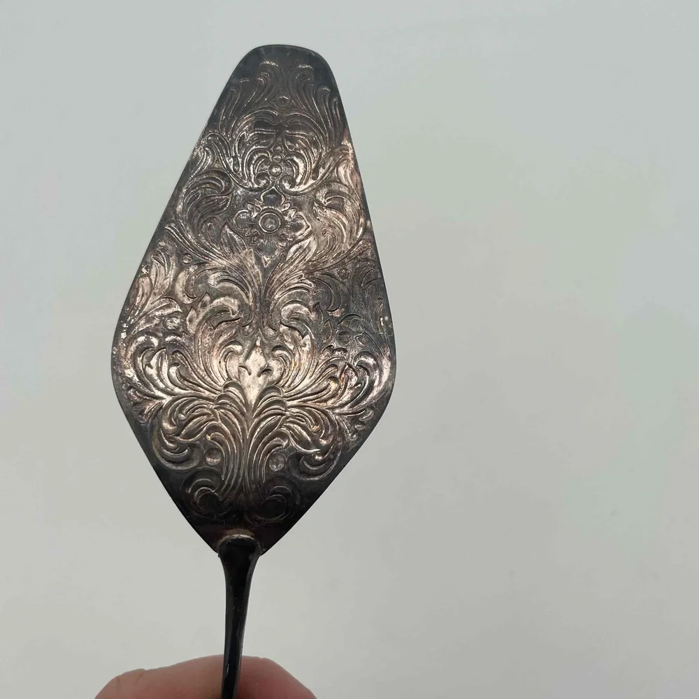E.L. Silver Solingen Signed Made in Germany Pastry Sandwich scissor Tongs Server
